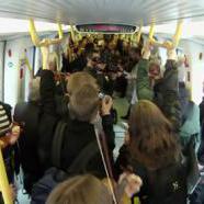 Elképesztő flashmob a metrón, videó